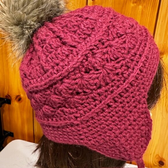 Wine Burgundy Hand Knit / Crochet Beanie with earflaps and Fur Pom Pom NEW - Picture 5 of 6